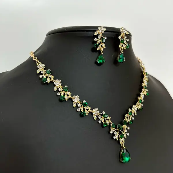 Emerald Green Crystal Jewelry Set, Gold Bridal Necklace Earrings Set